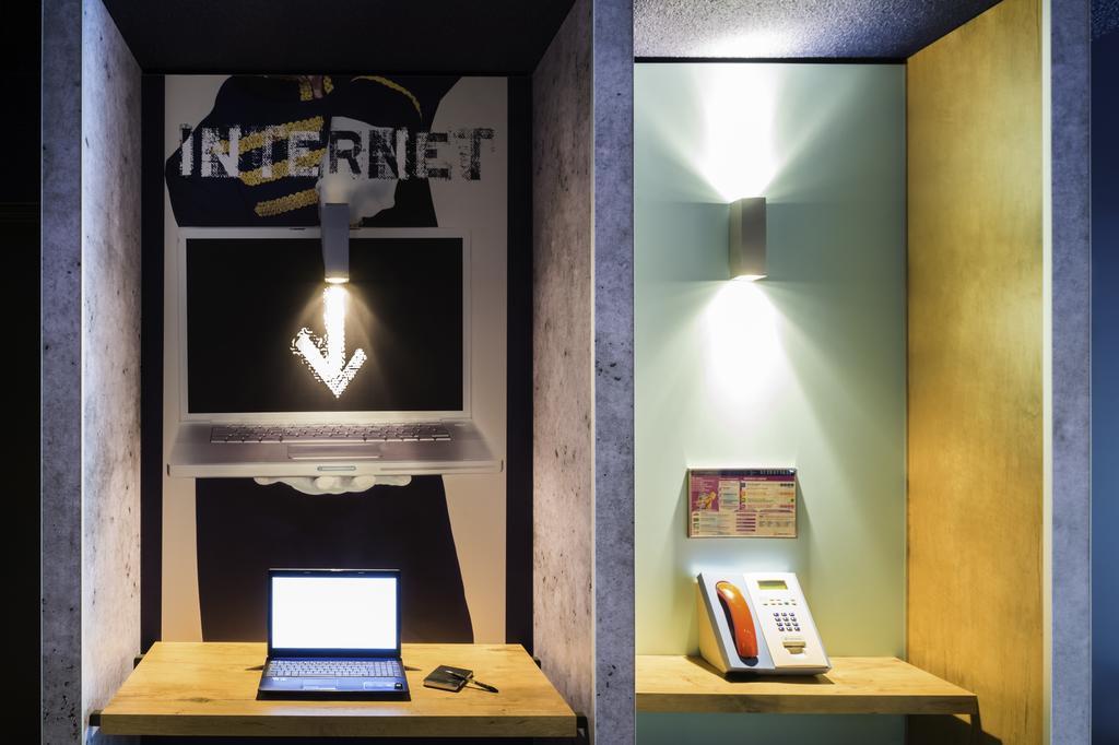 Hotel Ibis Budget Nantes Nord St Herblain Сен-Эрблен Экстерьер фото