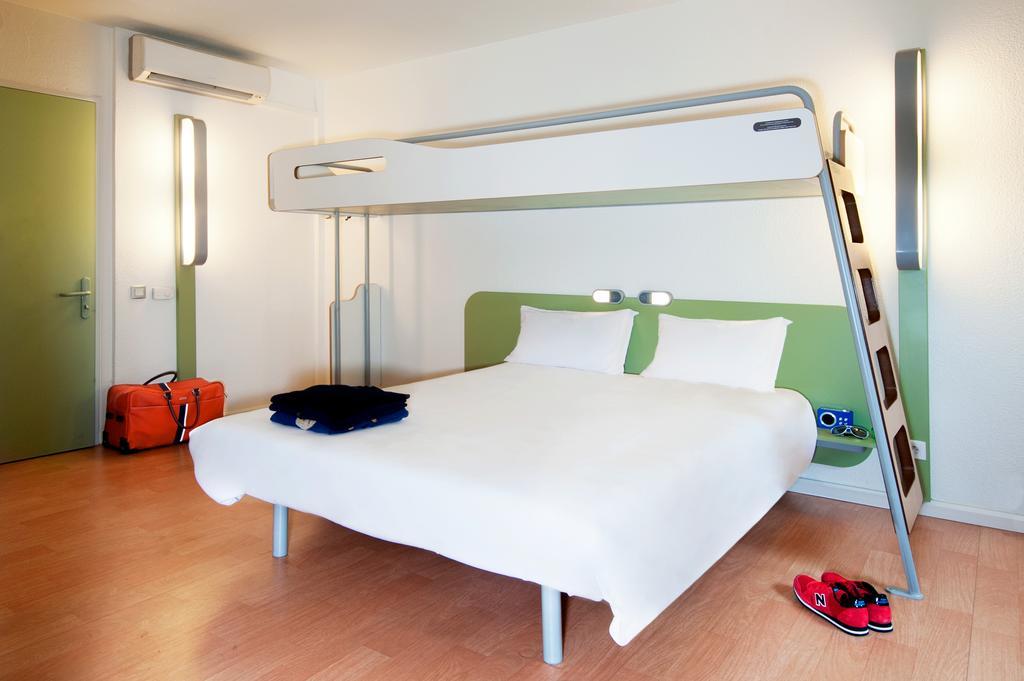 Hotel Ibis Budget Nantes Nord St Herblain Сен-Эрблен Номер фото